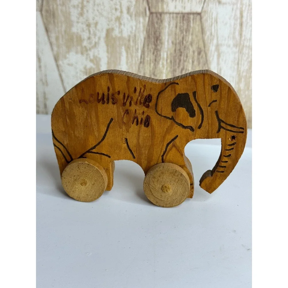 Vintage Wooden Elephant Toy‎ Louisville Ohio Handcrafted Folk Art